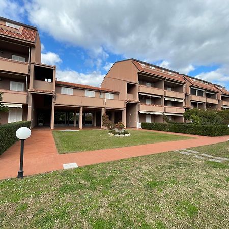 Il Gabbiano Bilocale Con Piscina, Garage E A/C. Lejlighed Loano Eksteriør billede